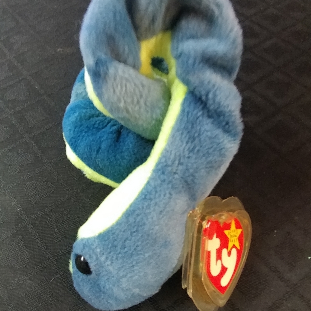 Beanie Baby, TY, Retired, HISSY MWET